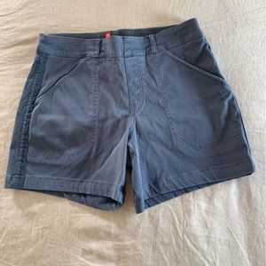 SPANX Stretch Twill Shorts 6”